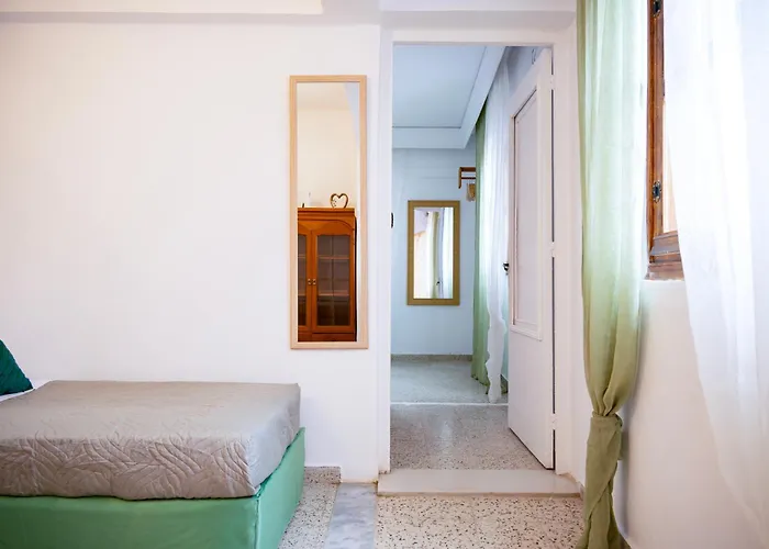 Ξενοδοχείο με διαμερίσματα Old Town Nest