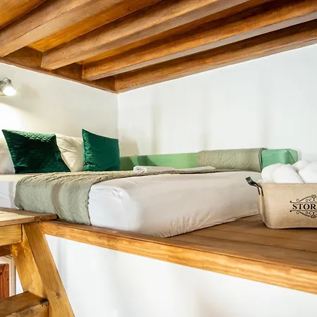 Old Town Nest Aparthotel